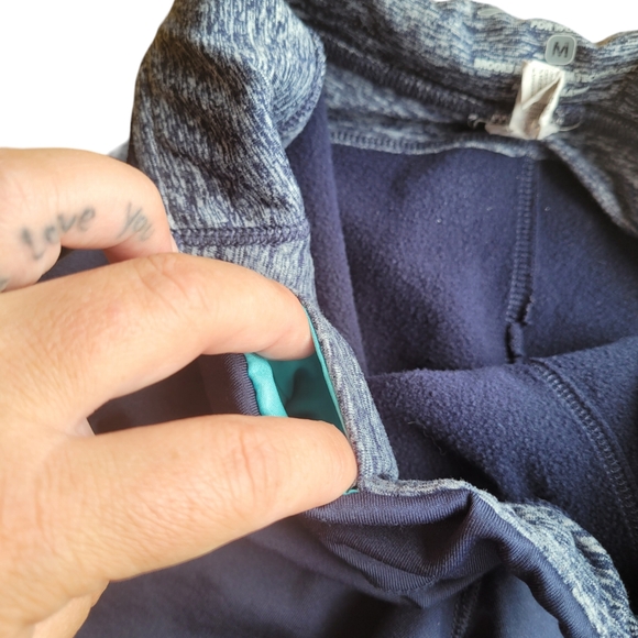 Brooks For Women Relaxed Leg Athletic Pants - Picture 5 of 5